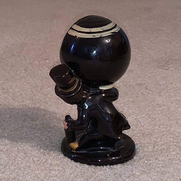 Vintage Ashtray, Man with Top Hat Figure, 6 1/2” - Picture 4 of 15